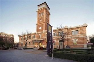 Almeida anuncia la recuperación del edificio de las Escuelas Aguirre