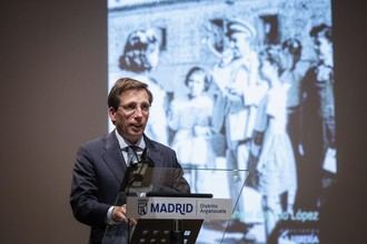Almeida presenta un libro póstumo sobre el Cronista de la Villa Ángel del Río