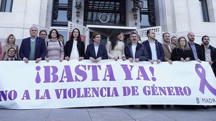 Almeida insta a las mujeres maltratadas que denuncien y llama a evaluar la labor de las instituciones