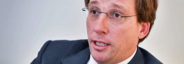 Almeida responde a Ribera, en Madrid 'habrá luces de Navidad'