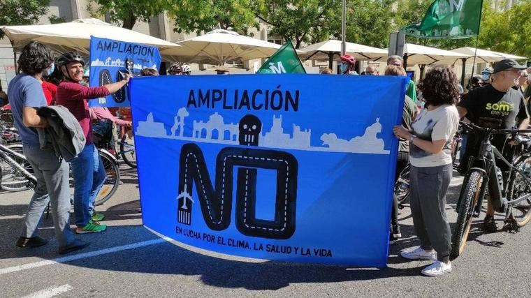 Ecologistas madrileños en pie de guerra contra la ampliación de Barajas: Impactará en espacios naturale y poblaciones