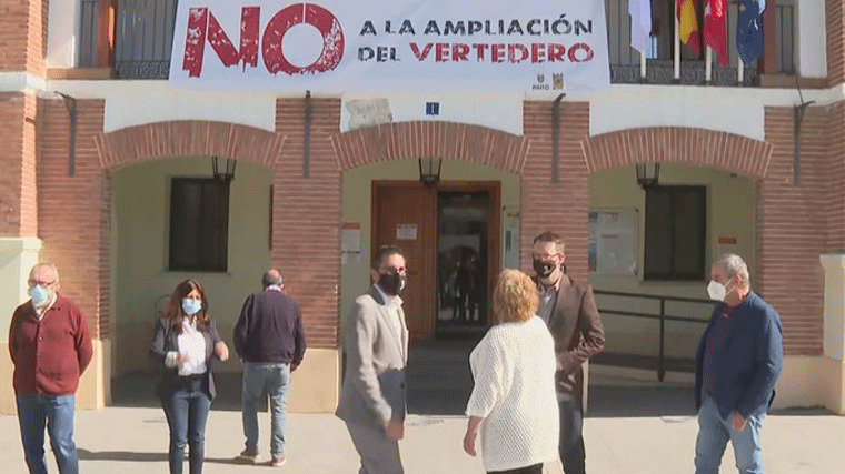 Instalación de medidores de metano para ver si olores del vertedero llegan a la ciudad