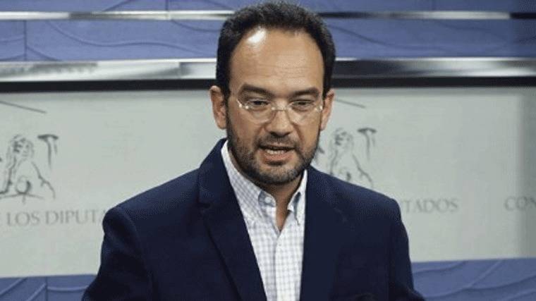 El PSOE nombrará a un portavoz provisional en el Congreso para sustituir a Hernando