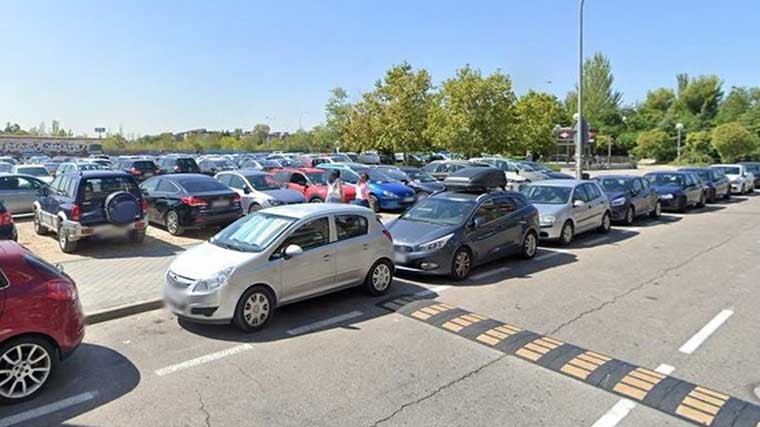 El aparcamiento disuasorio de Aviación Española instalará placas fotovoltaicas en las marquesinas