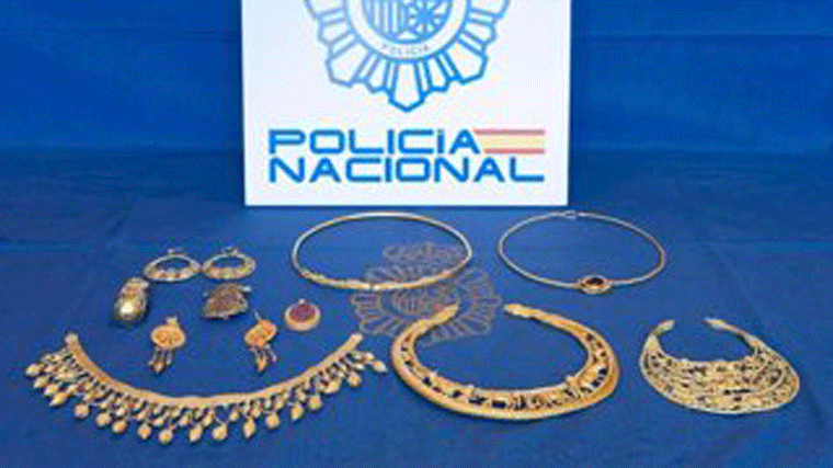 Recuperan 11 joyas de oro del patrimonio ucraniano valoradas en más de 60 M