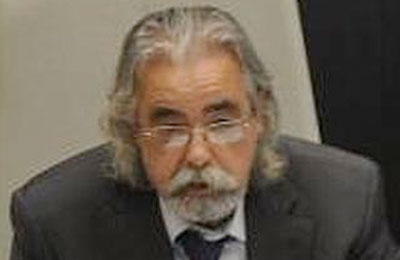 Pérez (IU) acusa a Garzón de ser el "mayordomo de Pablo Iglesias"