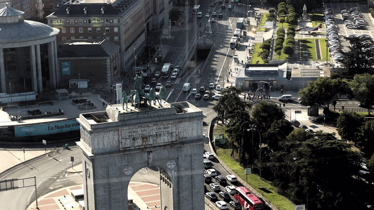 Ayuntamiento y UCM negocian la 'forma jurídica' de intervenir en el Arco de la Víctoria