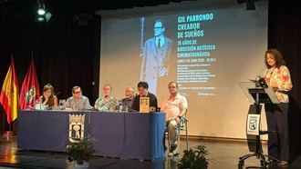 Mesa redonda en Arganzuela rinde homenaje al director Gil Parrondo
