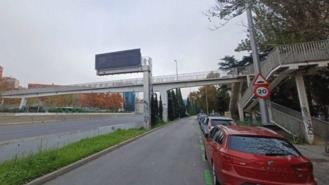 Arrancan las obras para sustituir la pasarela sobre la A-2 en la avenida de Bruselas
