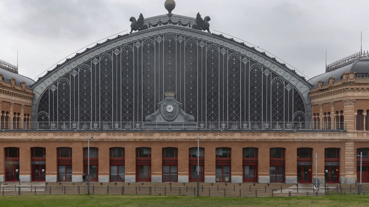 Carabante aconseja 'coherencia' a la izquierda y pedir 'al Gobierno socialista que no tale ni un solo árbol en la estación de Atocha'