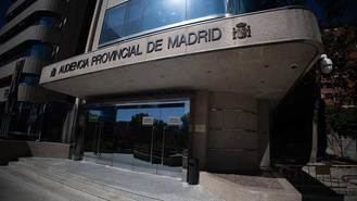 Juzgan a un acausado de intentar quemar una oficina de la Seguridad Social en la calle Serrano