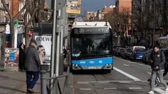 Viajar en autobuses de la EMT y en una bici de bicimad será gratuito este martes y miércoles