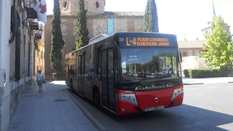 Los autobuses urbanos que pasan por el casco histórico cambian su recorrido