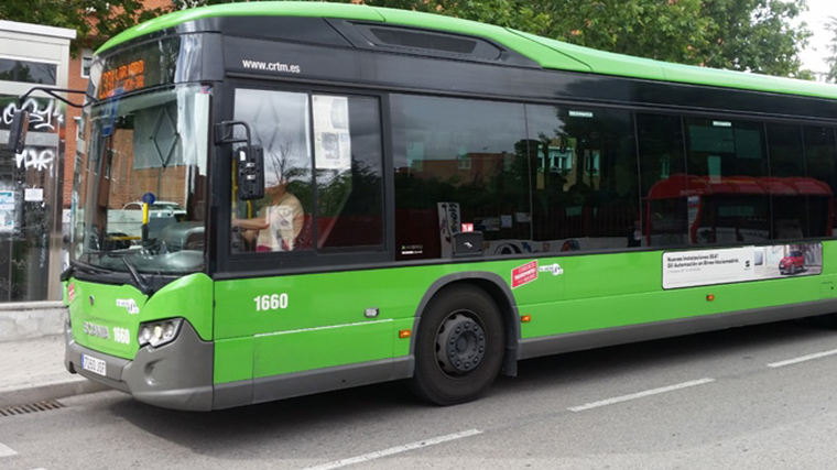 Activadas paradas a demanda en buses nocturnos para municipios en fiestas