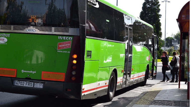 15.000 viajeros afectados por la huelga de autobuses en 26 municipios