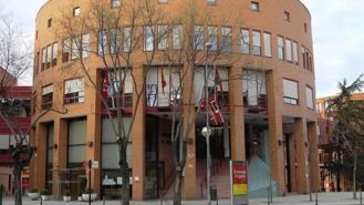 El Ayuntamiento cederá suelo a la Comunidad para construir residencias si se garantiza que serán públicas