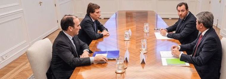 Imagen de un encuentro entre el Ministerio y el Ayuntamiento para abordar las obras de la A-5
