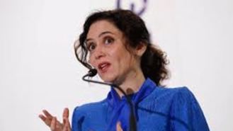 Ayuso dice que esperaba que Sánchez no compareciera en la Asamblea y alerta de una 