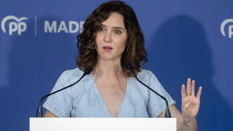 Ayuso critica que Illa pase al 'ataque sin pudor y sin ética' y carga contra su 'vergonzosa reunión' con Puigdemont