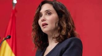Ayuso dice que el Gobierno quiere limitar la acusación popular 