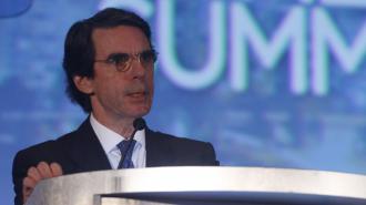 Aznar alerta sobre los riesgos de un cambio de sistema bajo el Gobierno de Sánchez