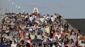 La bajada de la Virgen desde el Cerro de los Angeles da el pistoletazo de salida a las fiestas patronales