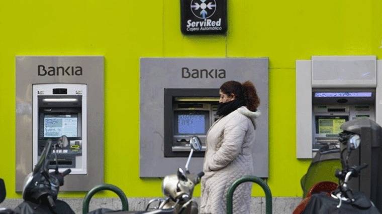 Bankia crea un procedimiento exprés en sus oficinas para devolver las cláusulas suelo