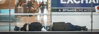Reunión de Almeida y Aena para tratar de desencallar la situación de Barajas