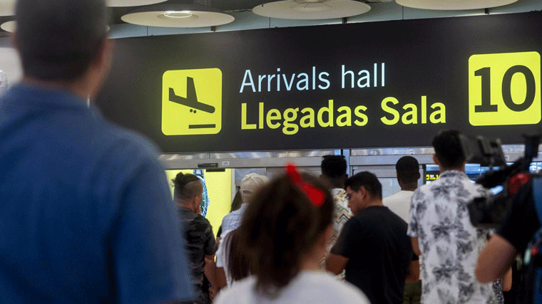 Ecologistas en Acción lanzan una campaña para alertar del 'negativo' impacto de la ampliación de Barajas