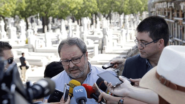 CC.OO carga contra las contrataciones 'a dedo' de Ahora Madrid en la Funeraria Municipal