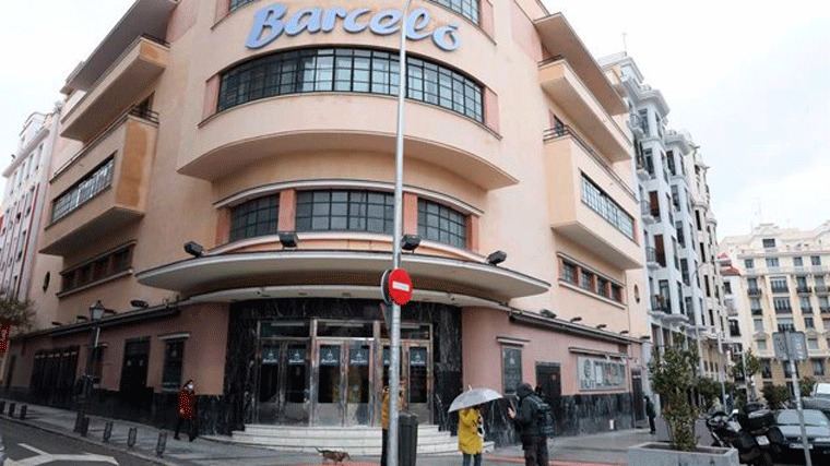 Facua denuncia al Grupo Trapote por saltarse las restricciones en el Teatro Barceló