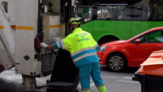 El Ayuntamiento fija unos servicios mínimos del 50% ante la huelga de recogida de basuras