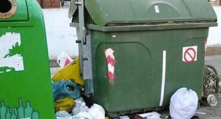 Policías de paisano vigilarán que no se deje la basura fuera de los contenedores