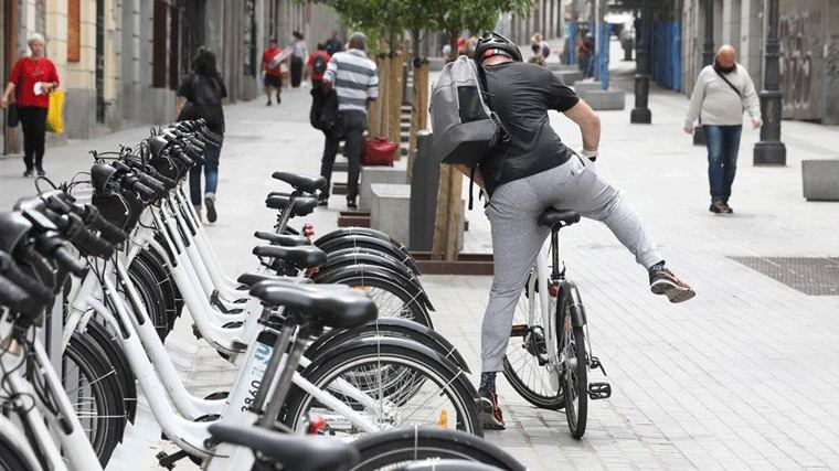 Las bicicletas de BiciMAD estarán protegidas con candados y cámaras por el vandalismo