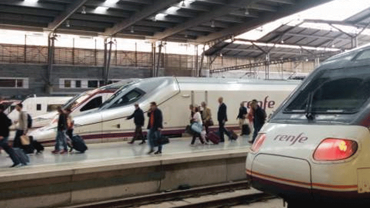 Renfe saca a la venta 35.000 billetes de AVE a 25 € este domingo