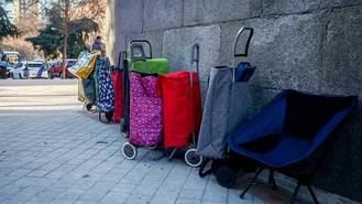 La ONG que repartía bocadillos en Ópera dejará de hacerlo por 