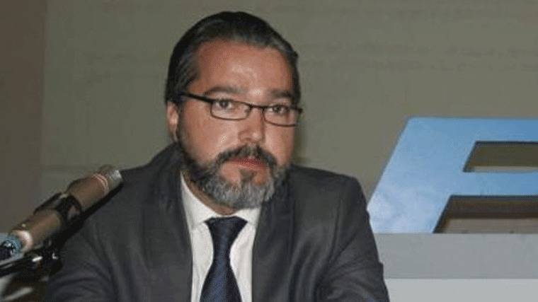 Cifuentes aplicará al alcalde de Brunete el código ético del PP de Madrid