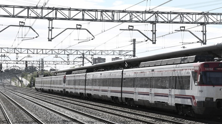 Caos en Cercanías: Un robo de cable provoca retrasos en 27 trenes de la C-2, C-7 y C-8
