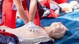 Curso gratuito de primeros auxilios para jóvenes y familias en Galapagar