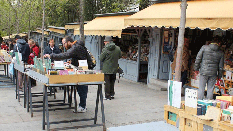 El Ayuntamiento no ceja y seguirá trabajando para instalar el café literario de la Cuesta Moyano
