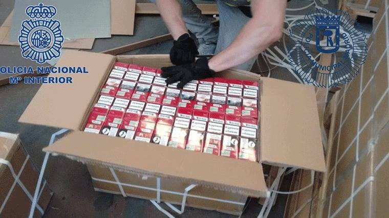 13 detenidos y 61.205 cajetillas de tabaco de contrabando incautadas listas para distribuirse