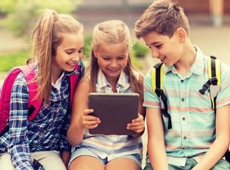 Campamento Digital gratuito para jóvenes en Villanueva de la Cañada este verano