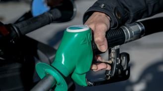 El precio de los carburantes toca nuevos máximos históricos, sube un 5,6%