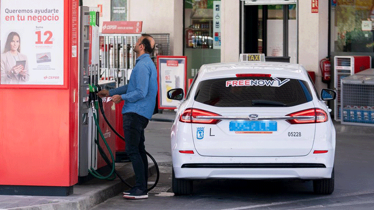 Los carburantes bajan por primera vez desde finales de mayo, caen un 0,27% y un 0,43%