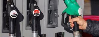 El precio de los carburantes continúa al alza e inicia 2025 con nuevos máximos