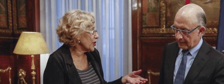 Carmena lleva la guerra con Montoro a los juzgados