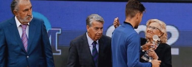 Carmena de su relación con el dueño del Open: 'Igual no maneja el castellano'