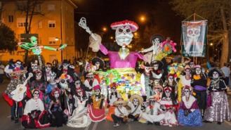 El Ayuntamiento recupera el Carnaval con el I Concurso de Agrupaciones de la Comunidad
