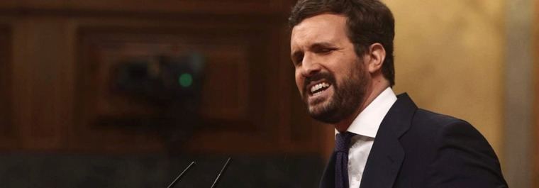 Casado estalla contra 'la chulería' del 'Napoleón' Sánchez