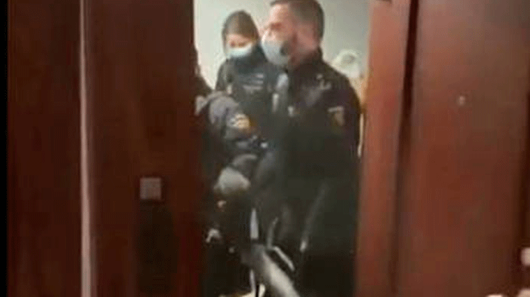 La Audiencia de Madrid inicia los trámties para el juicio contra los agentes del caso Ariete